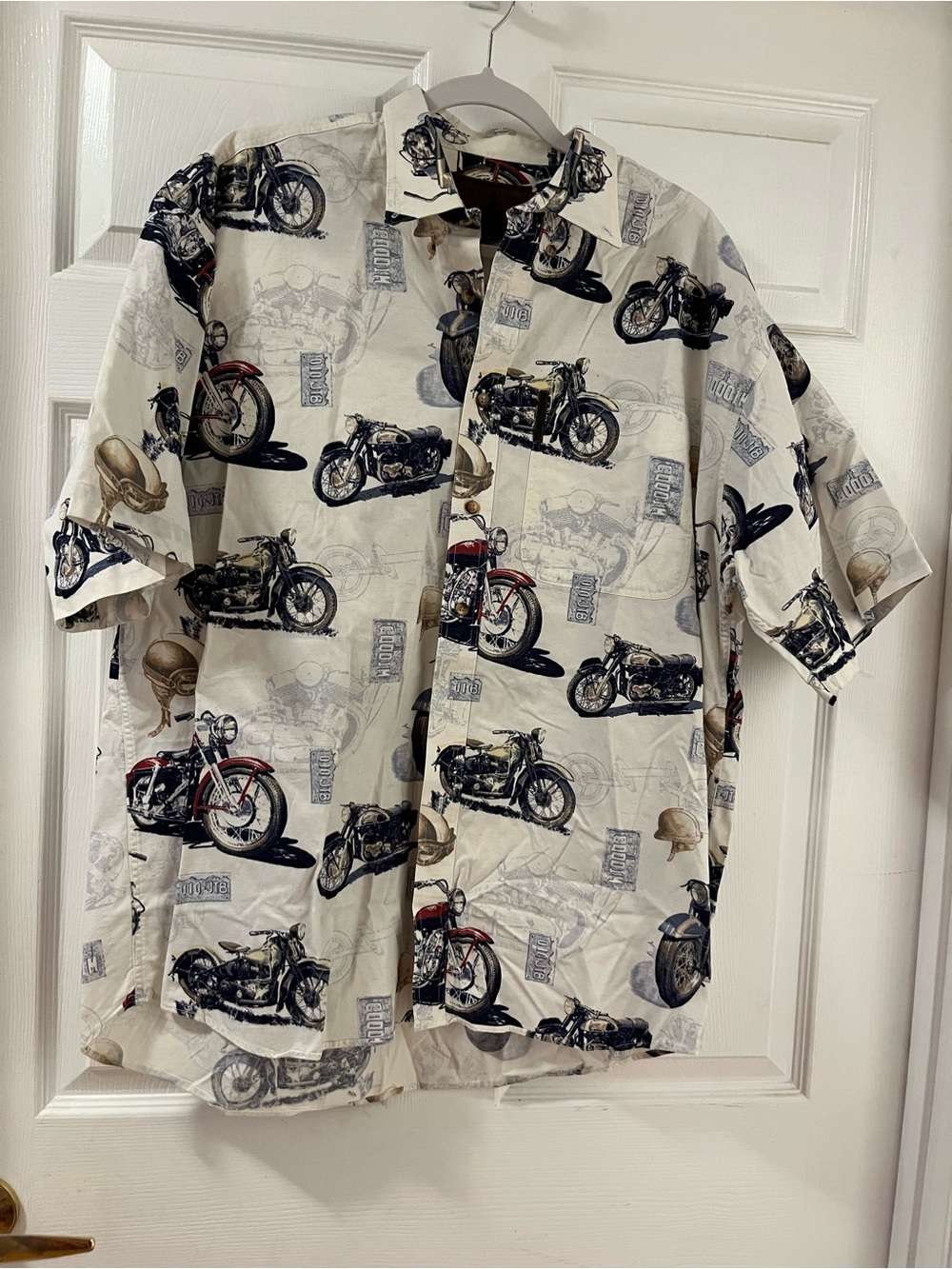 Men's Cream Motorcycle-Print Short Sleeve Button-Down Shirt North River